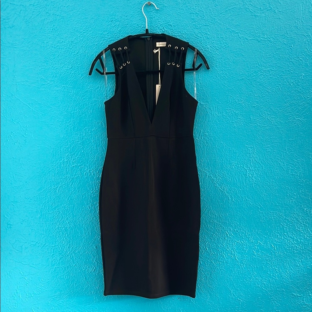 Elegant Black Sleeveless Dress